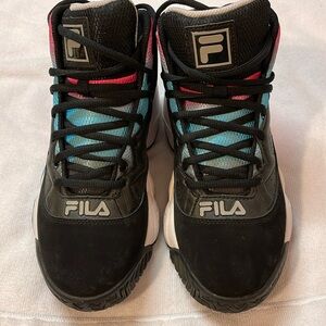 Fila Hightop Women’s Sneakers Size 8 1/2.